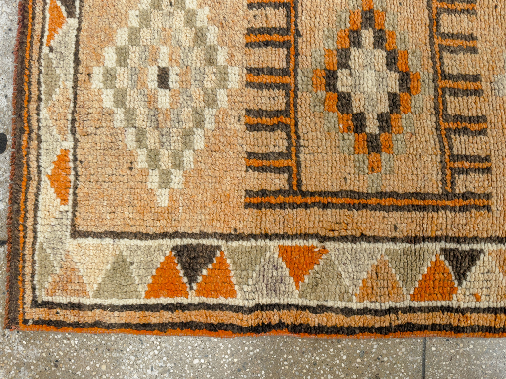 Vintage Turkish Anatolian Runner, No.33673 - Galerie Shabab
