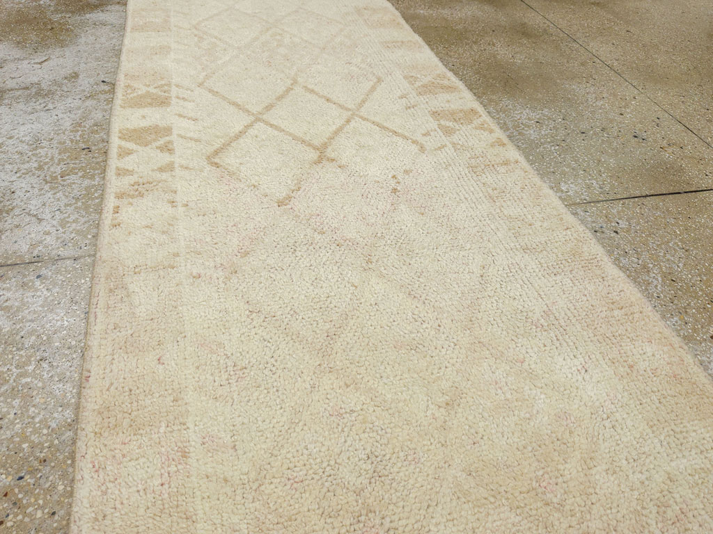 Vintage Turkish Anatolian Runner, No.33676 - Galerie Shabab