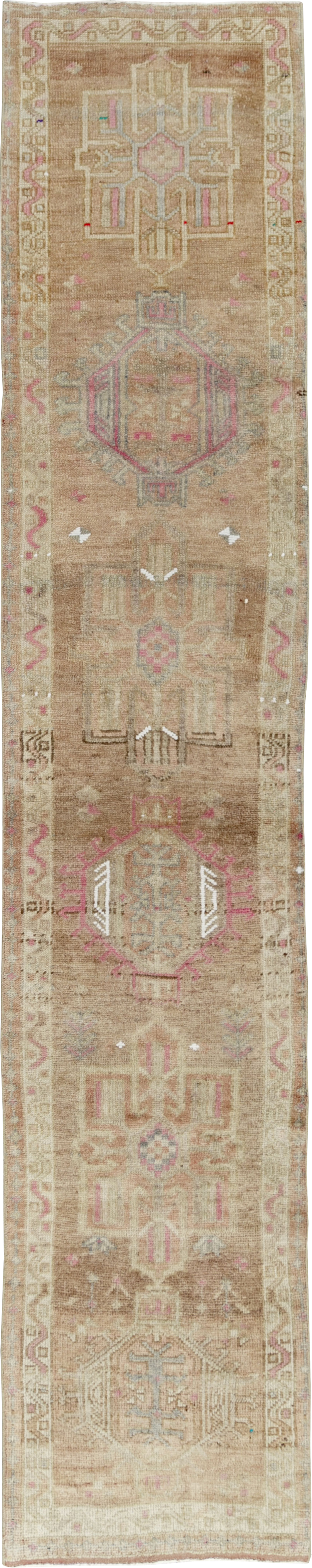 Vintage Turkish Anatolian Runner, No.33678 - Galerie Shabab