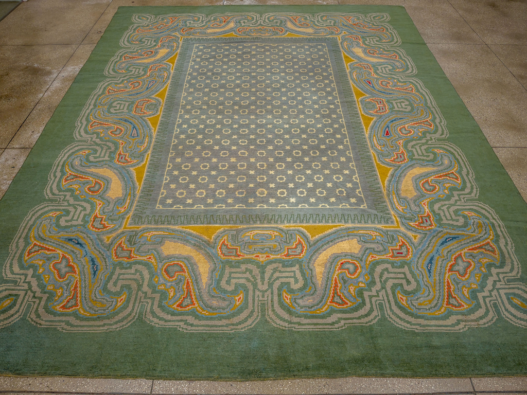 Antique English Donegal Room Size Carpet, No.33680 - Galerie Shabab