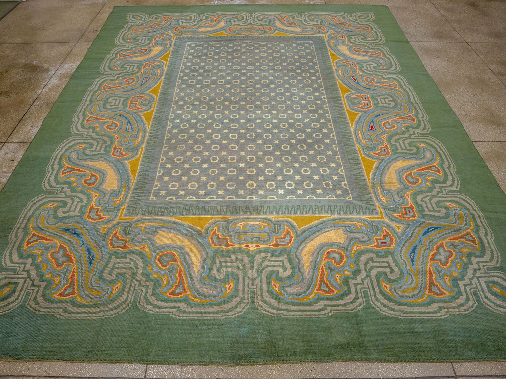 Antique Irish Donegal Room Size Carpet, No.33680 - Galerie Shabab
