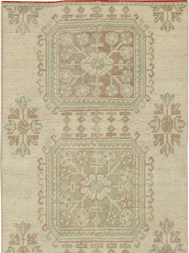 Vintage Turkish Anatolian Runner, No.33683 - Galerie Shabab