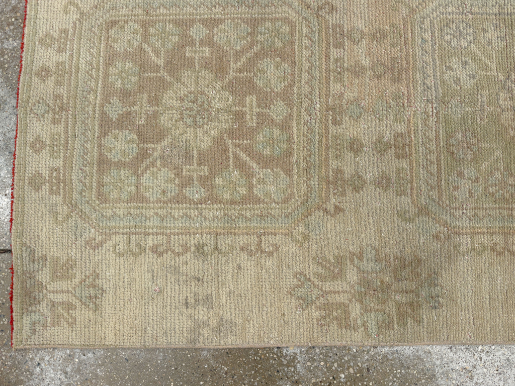 Vintage Turkish Anatolian Runner, No.33683 - Galerie Shabab