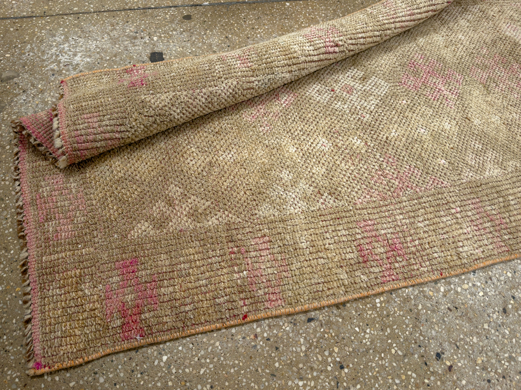 Vintage Turkish Anatolian Runner, No.33686 - Galerie Shabab