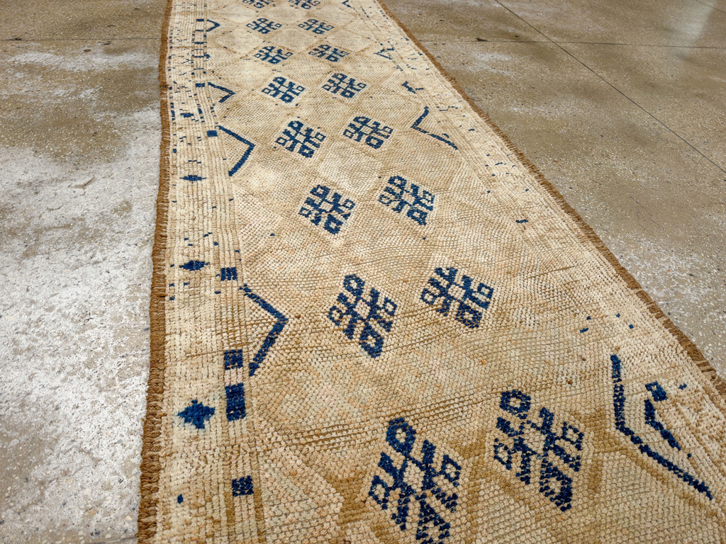 Vintage Turkish Anatolian Runner, No.33687 - Galerie Shabab