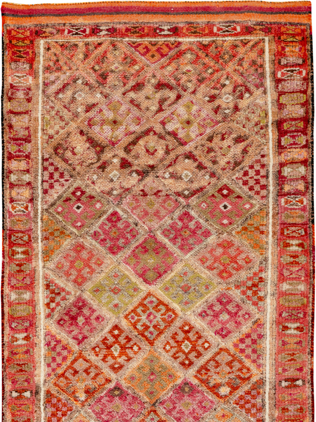 Vintage Turkish Anatolian Runner, No.33688 - Galerie Shabab
