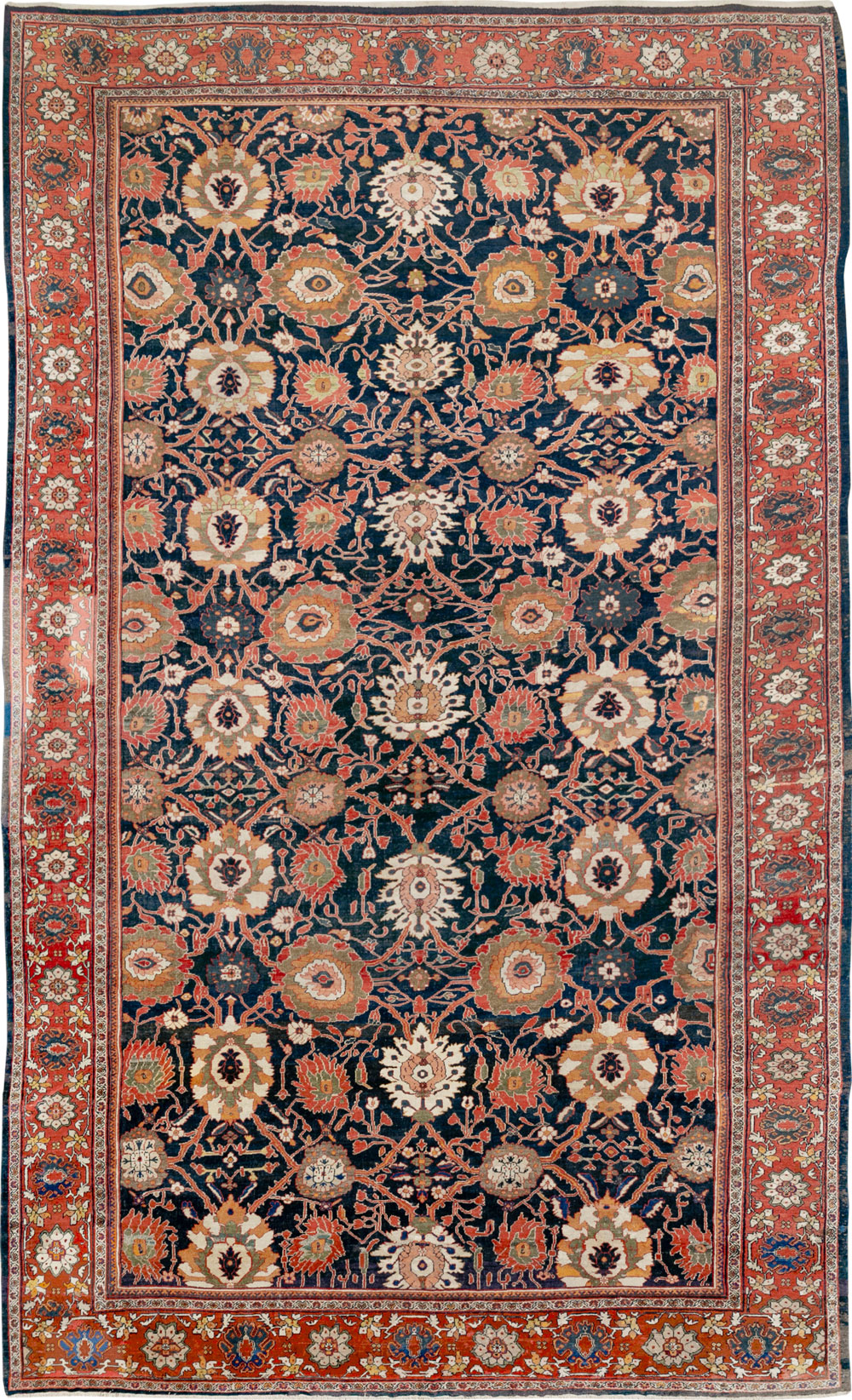 Antique Persian Mahal Oversize Carpet, No.33689 - Galerie Shabab