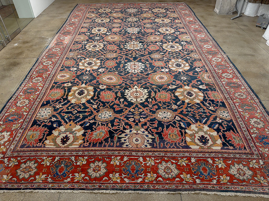 Antique Persian Mahal Oversize Carpet, No.33689 - Galerie Shabab