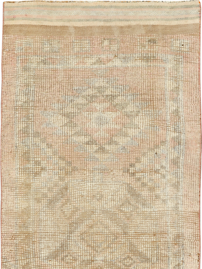 Vintage Turkish Anatolian Runner, No.33690 - Galerie Shabab