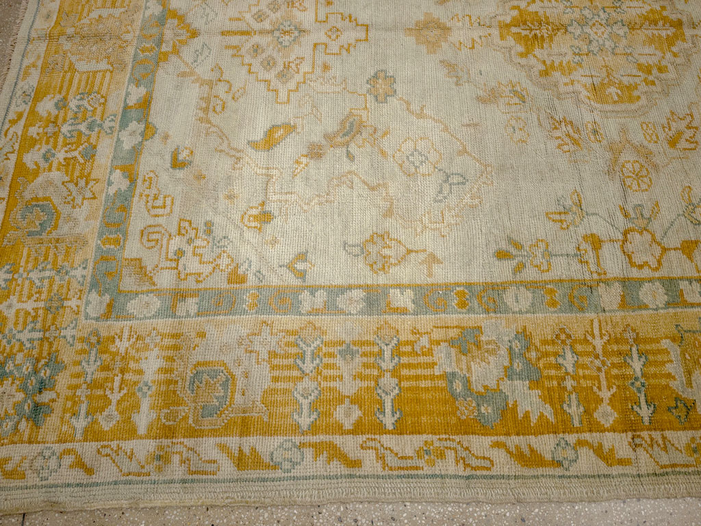 Antique Turkish Oushak Wide Gallery Runner, No.33692 - Galerie Shabab
