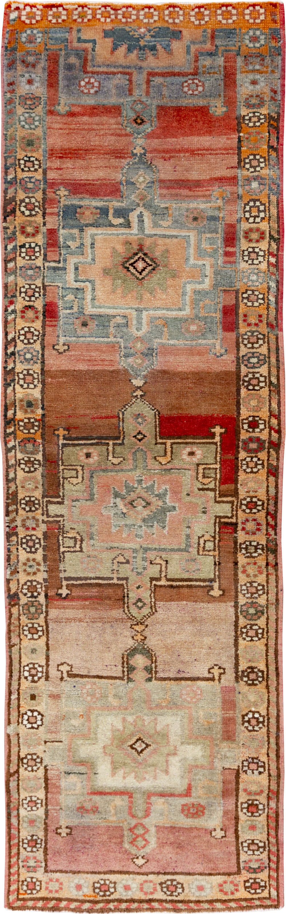 Vintage Turkish Anatolian Runner, No.33693 - Galerie Shabab