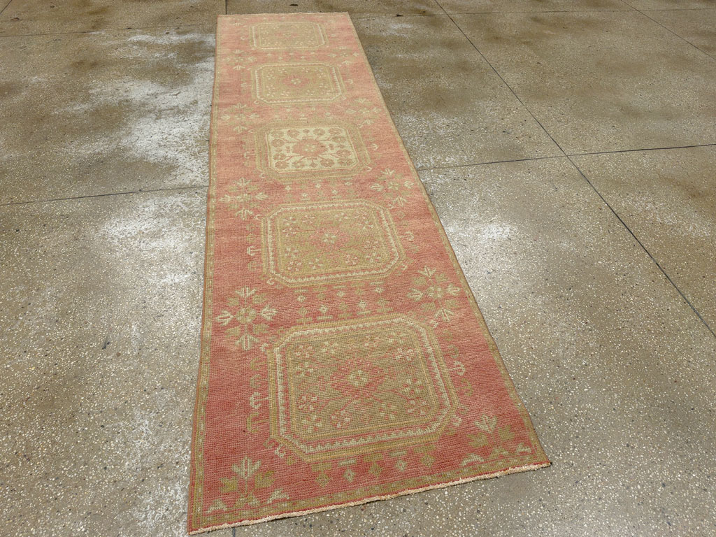 Vintage Turkish Anatolian Runner, No.33697 - Galerie Shabab