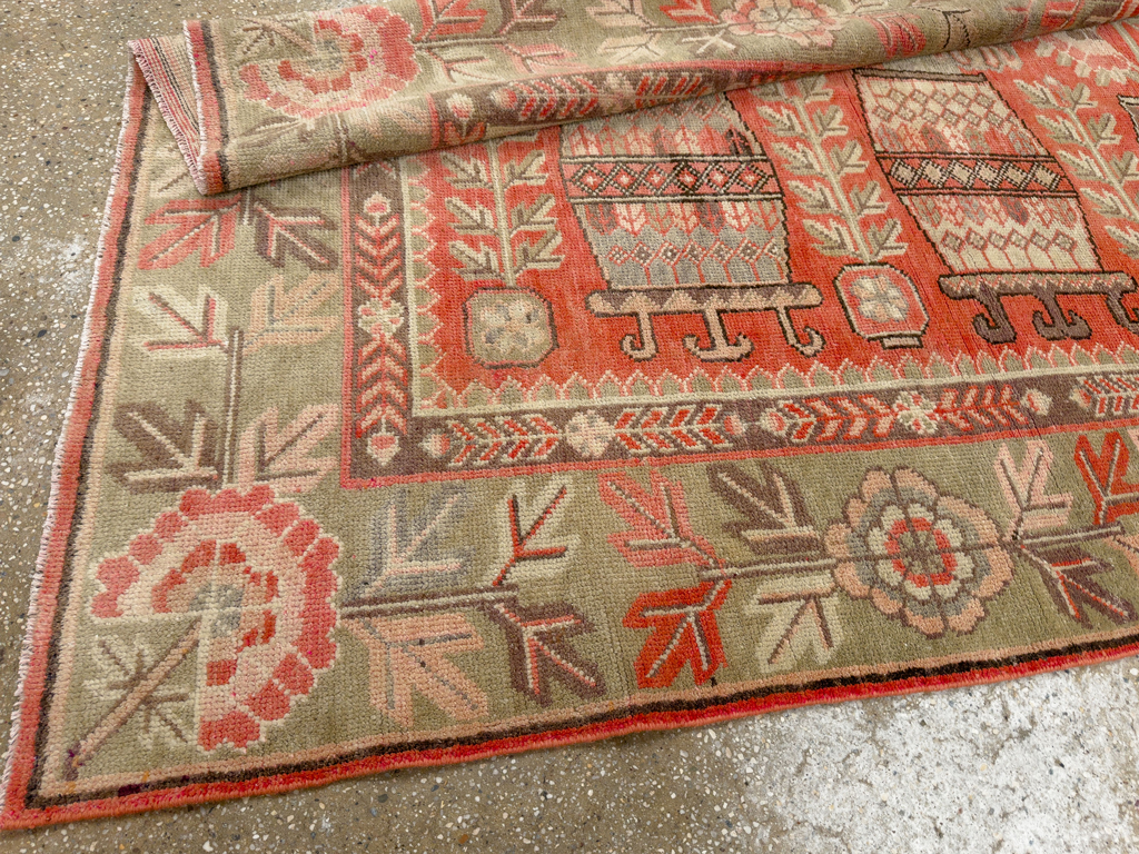 Antique East Turkestan Pictorial Vase Khotan Rug, No.33699 - Galerie Shabab