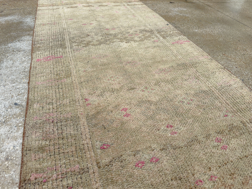 Vintage Turkish Anatolian Runner, No.33705 - Galerie Shabab