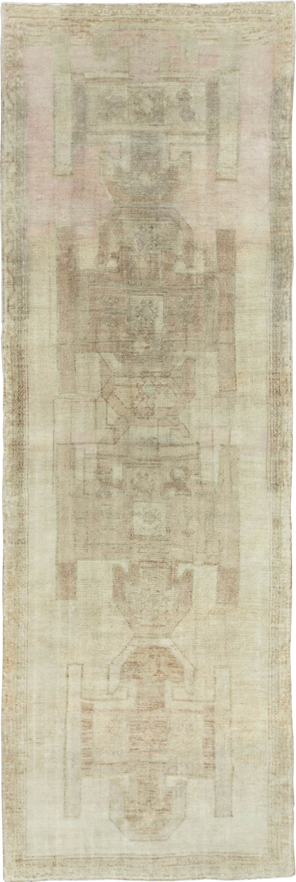 Vintage Turkish Anatolian Wide Gallery Runner, No.33706 - Galerie Shabab