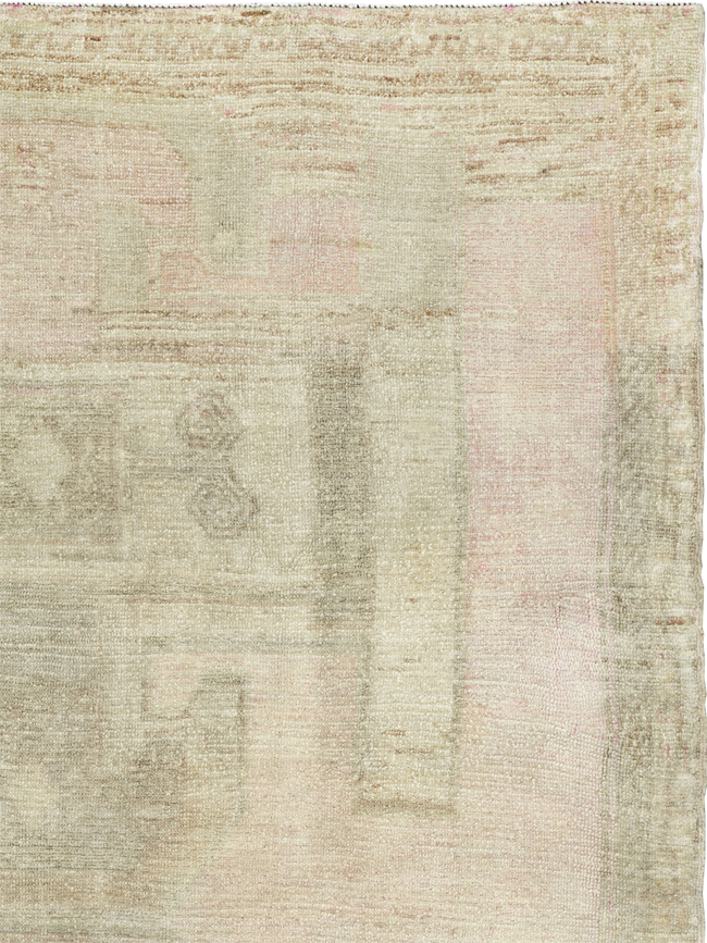 Vintage Turkish Anatolian Wide Gallery Runner, No.33706 - Galerie Shabab