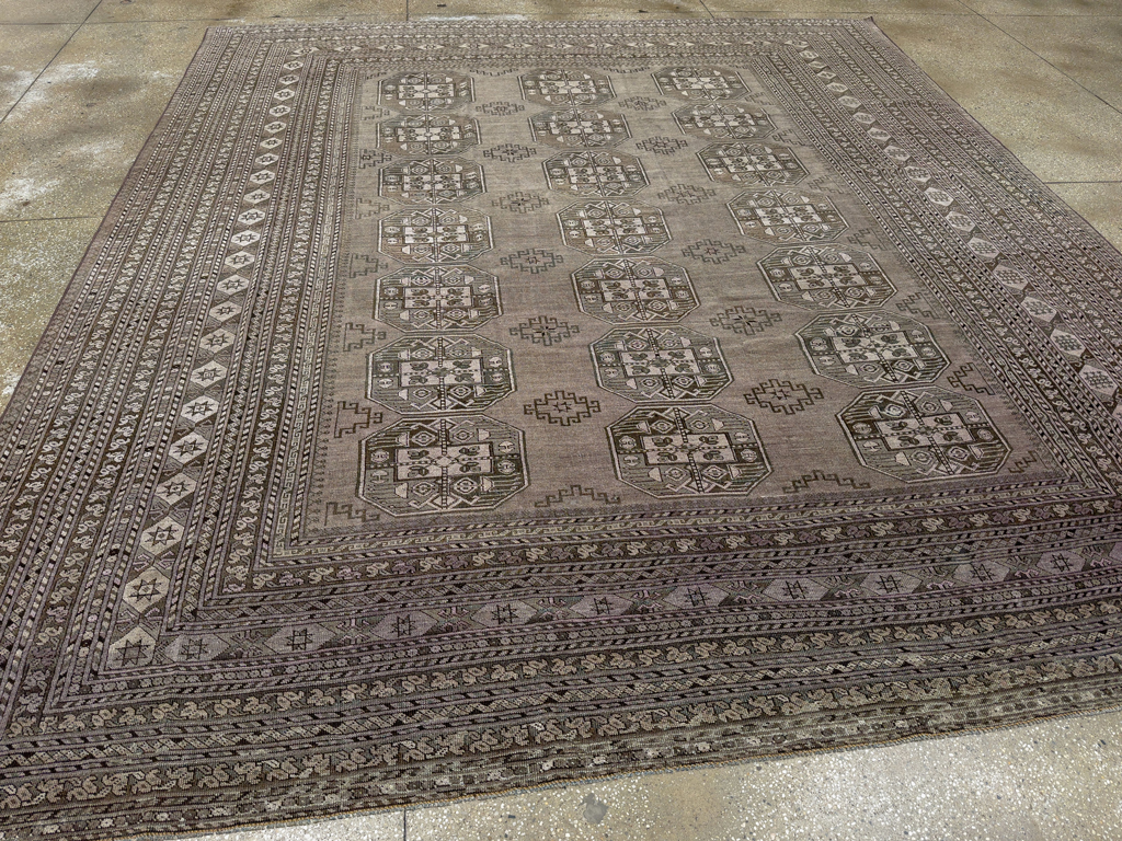 Vintage Central Asian Turkoman Room Size Carpet, No.33708 - Galerie Shabab