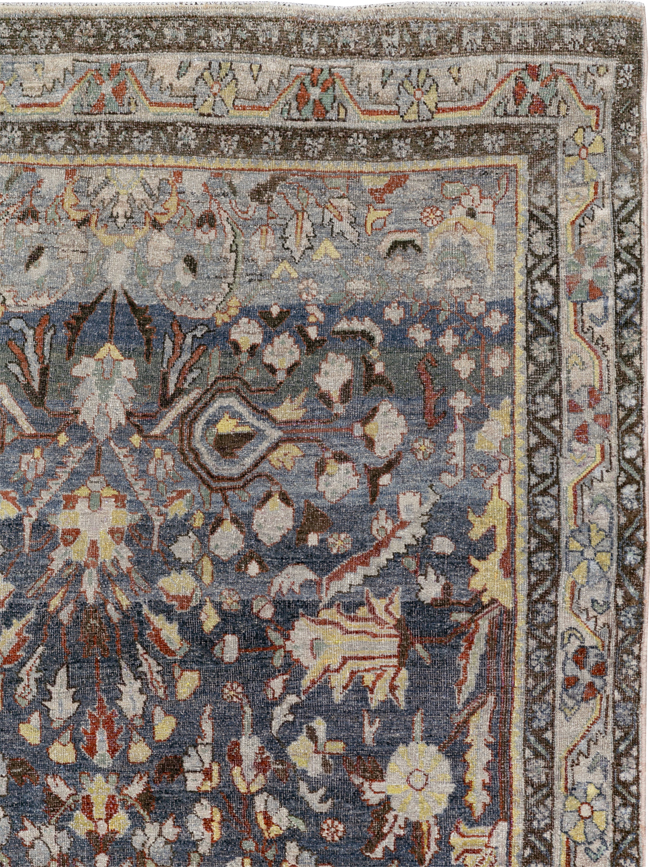 Antique Persian Mahal Gallery Carpet, No.33709 - Galerie Shabab