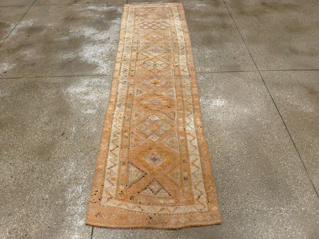 Vintage Turkish Anatolian Runner, No.33710 - Galerie Shabab