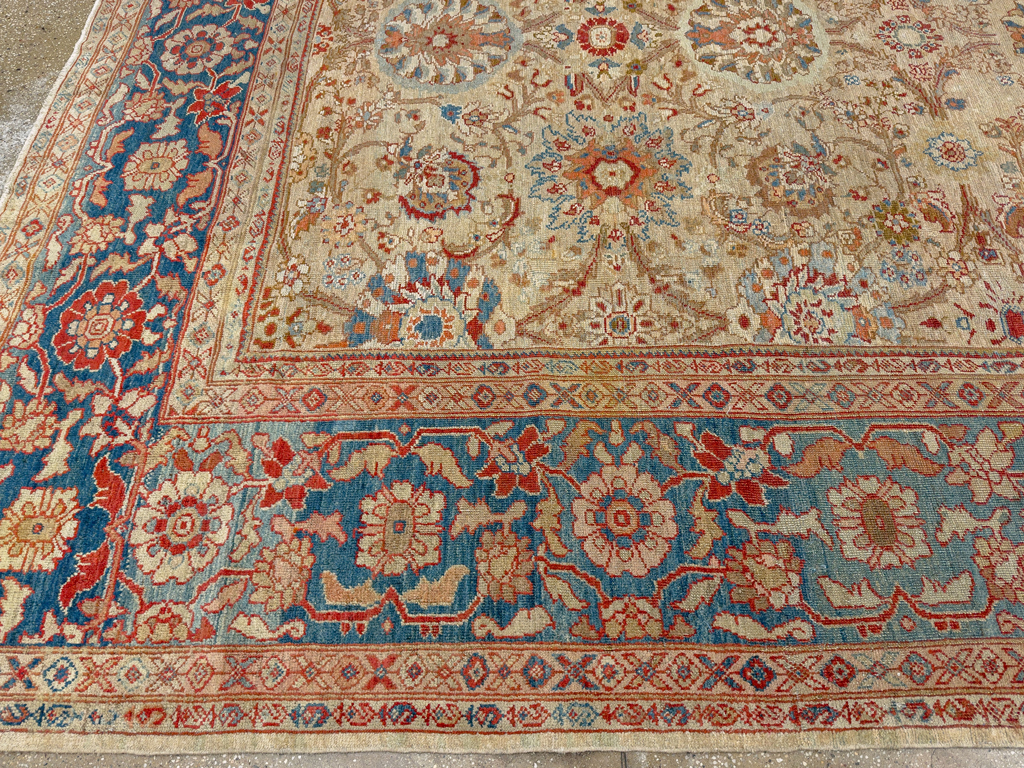 Antique Persian Sultanabad Room Size Carpet, No.33715 - Galerie Shabab