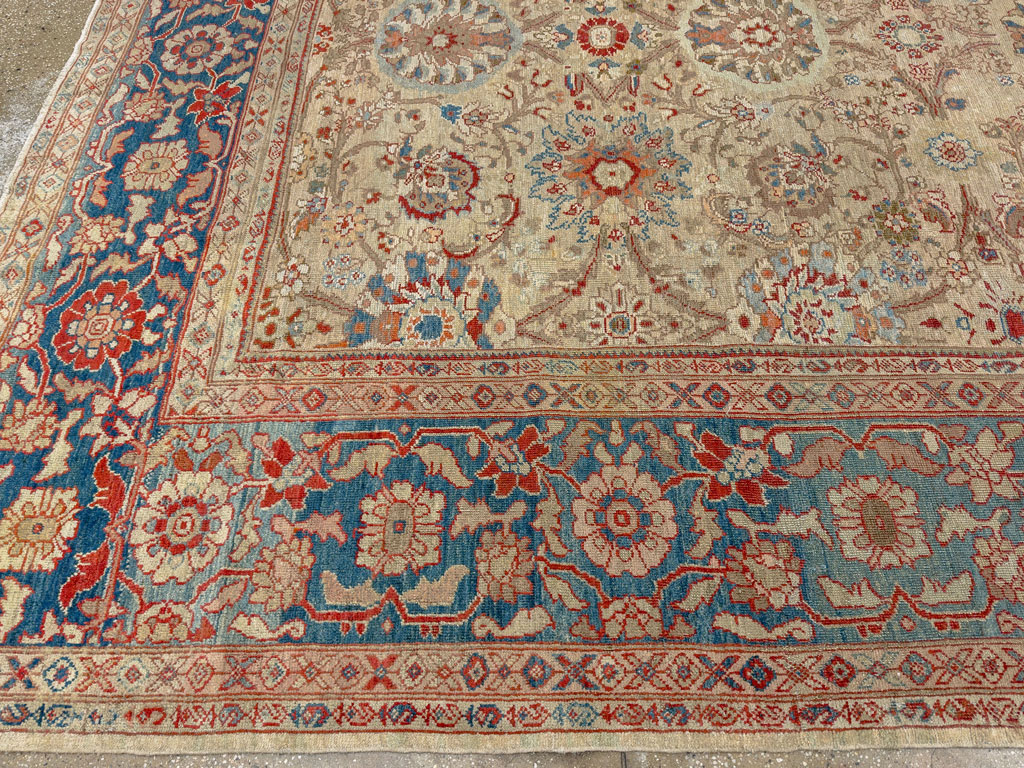 Antique Persian Sultanabad Room Size Carpet, No.33715 - Galerie Shabab