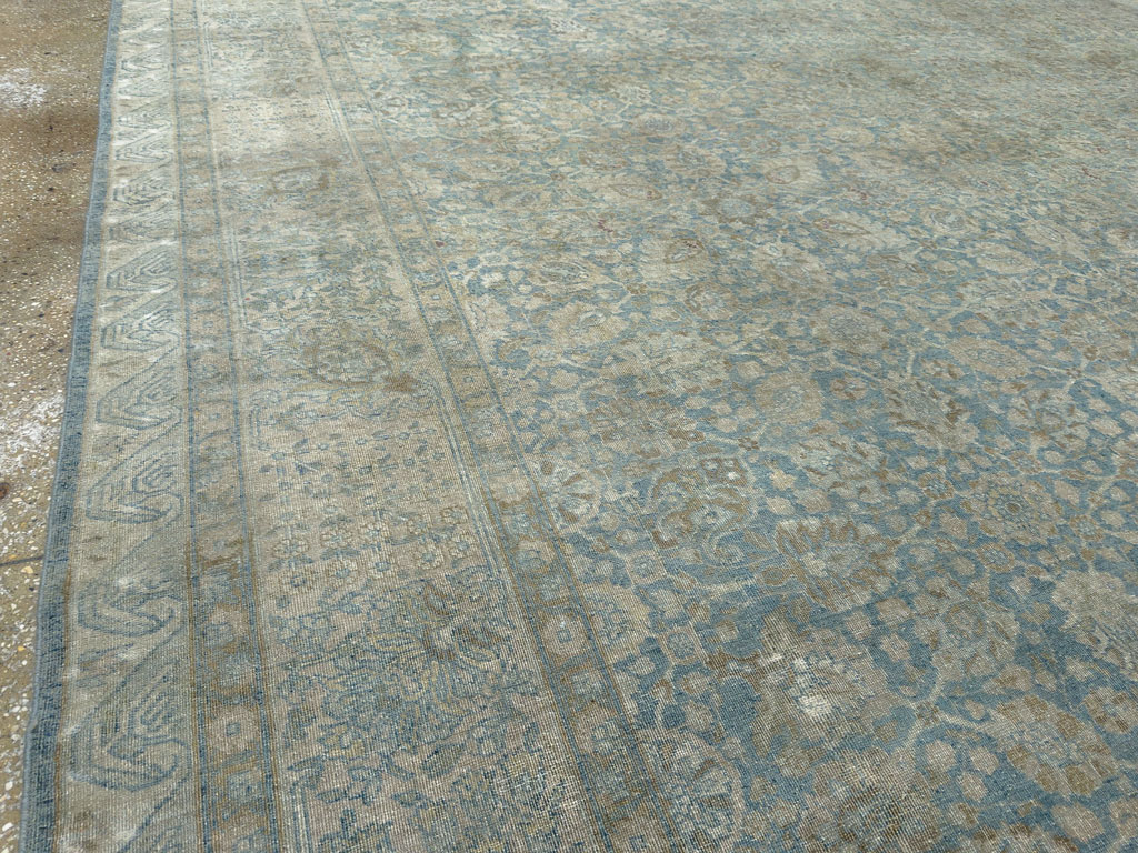 Antique Persian Tabriz Large Carpet, No.33717 - Galerie Shabab