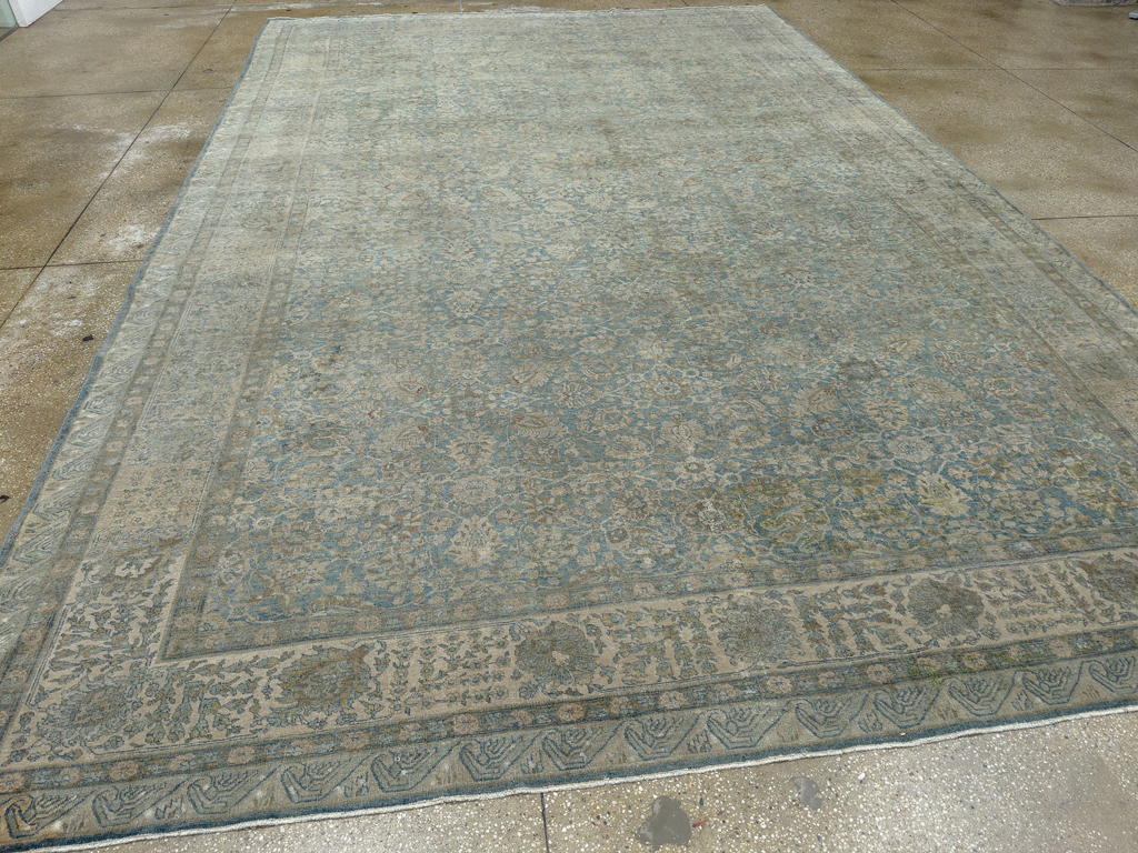 Antique Persian Tabriz Large Carpet, No.33717 - Galerie Shabab