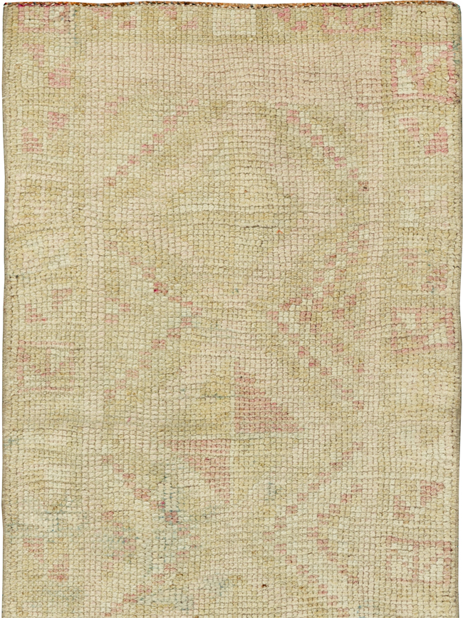 Vintage Turkish Anatolian Runner, No.33720 - Galerie Shabab