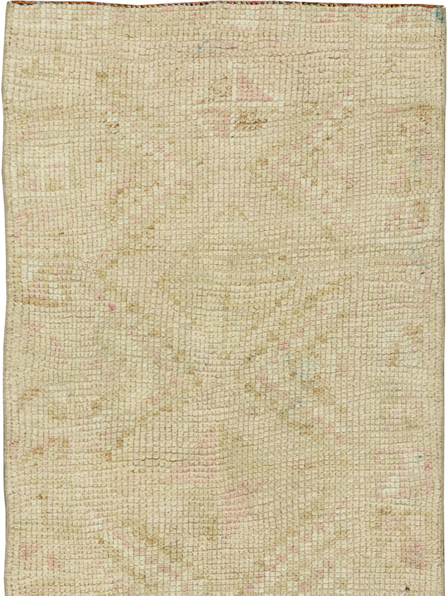 Vintage Turkish Anatolian Runner, No.33720 - Galerie Shabab