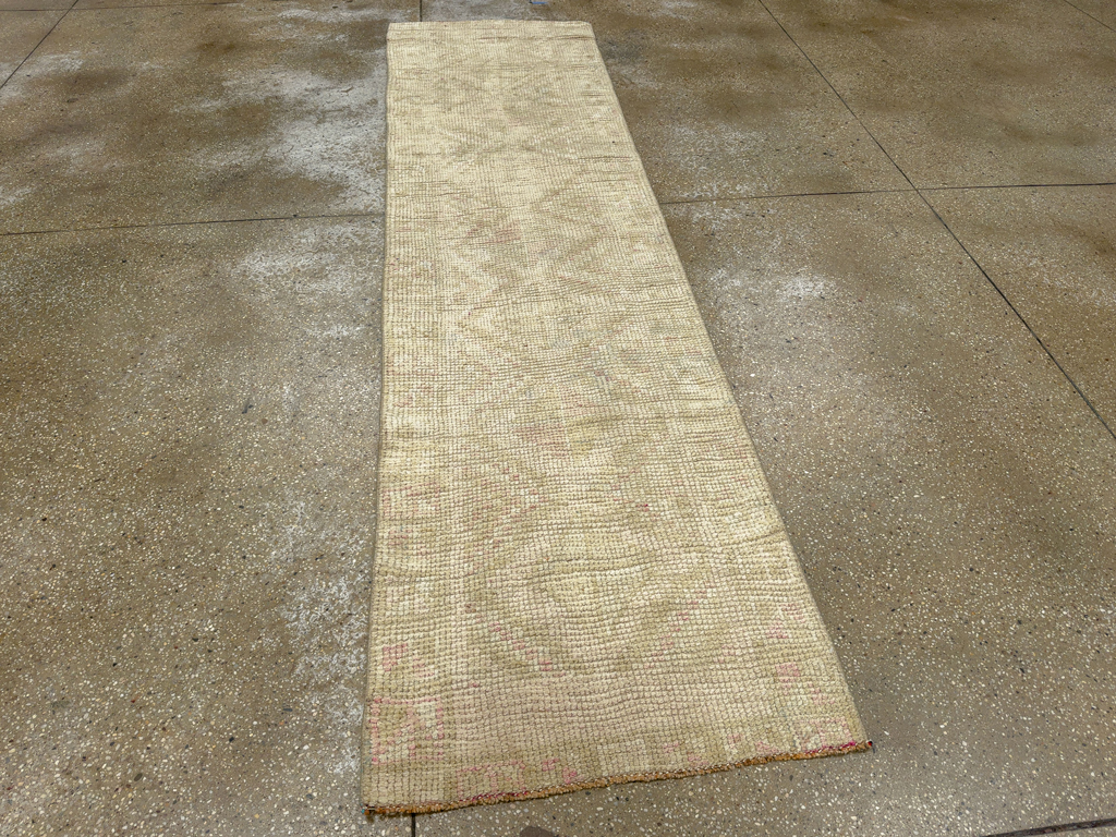 Vintage Turkish Anatolian Runner, No.33720 - Galerie Shabab
