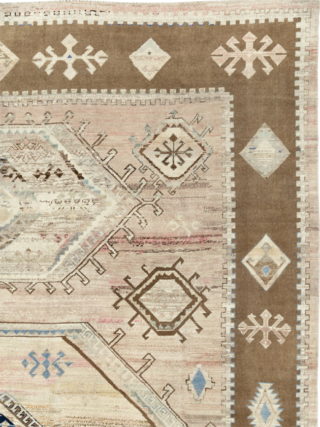 Vintage Turkish Anatolian Large Carpet, No.33725 - Galerie Shabab