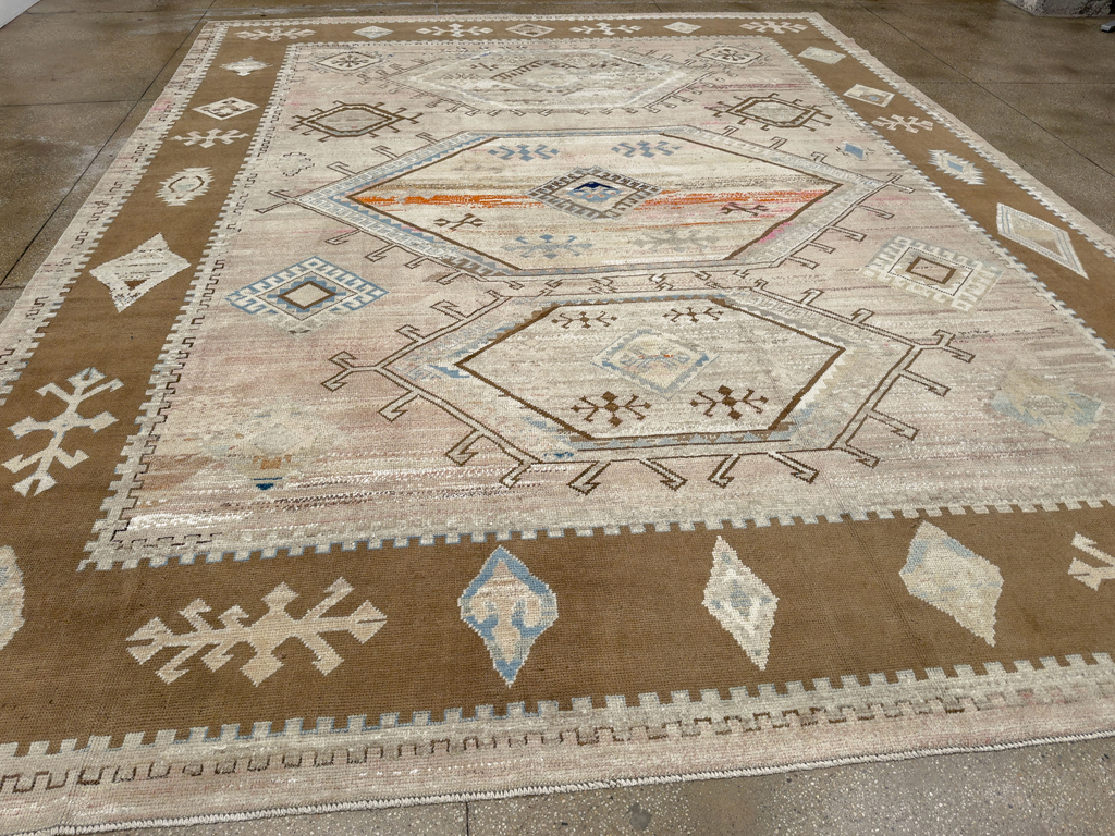 Vintage Turkish Anatolian Large Carpet, No.33725 - Galerie Shabab