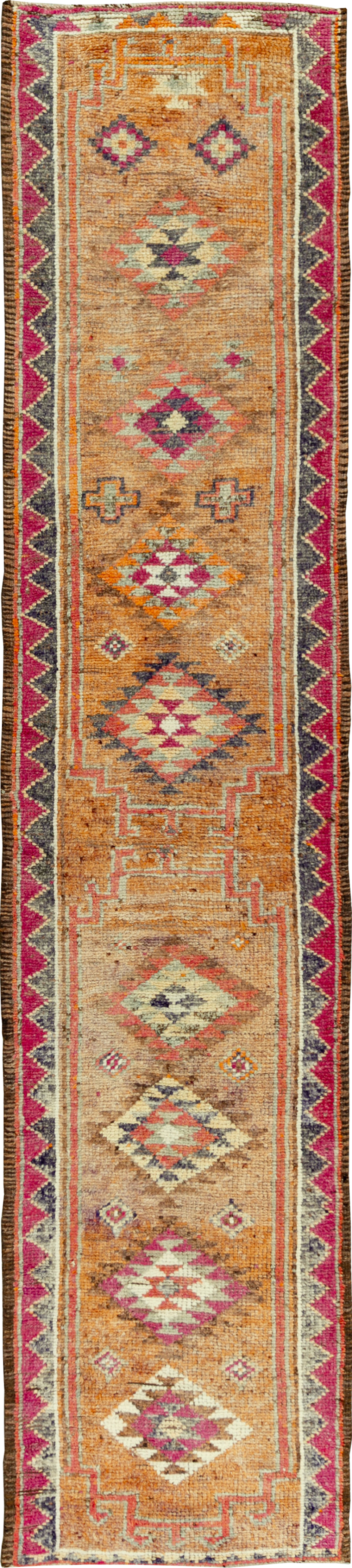 Vintage Turkish Anatolian Runner, No.33726 - Galerie Shabab