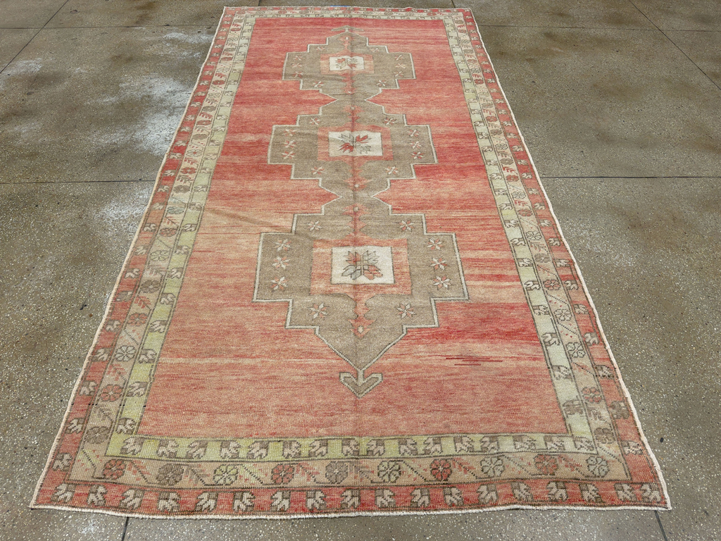 Vintage Turkish Anatolian Wide Gallery Runner, No.33730 - Galerie Shabab