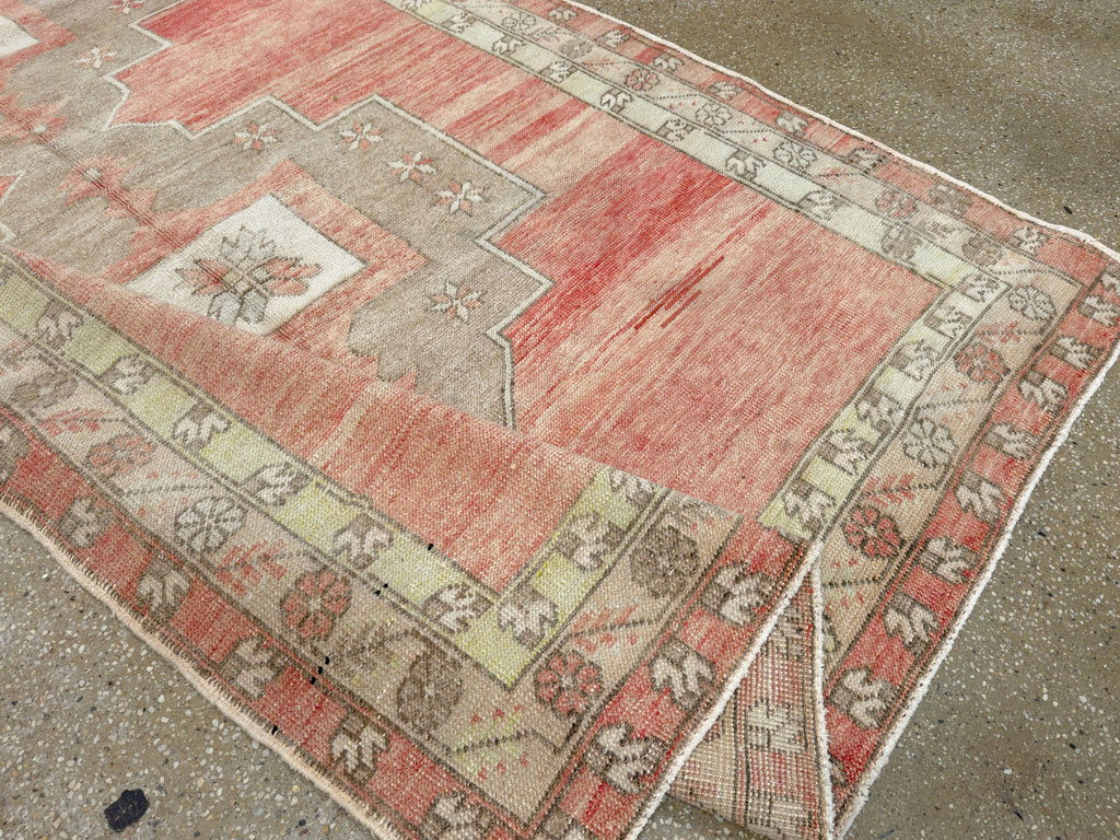 Vintage Turkish Anatolian Wide Gallery Runner, No.33730 - Galerie Shabab