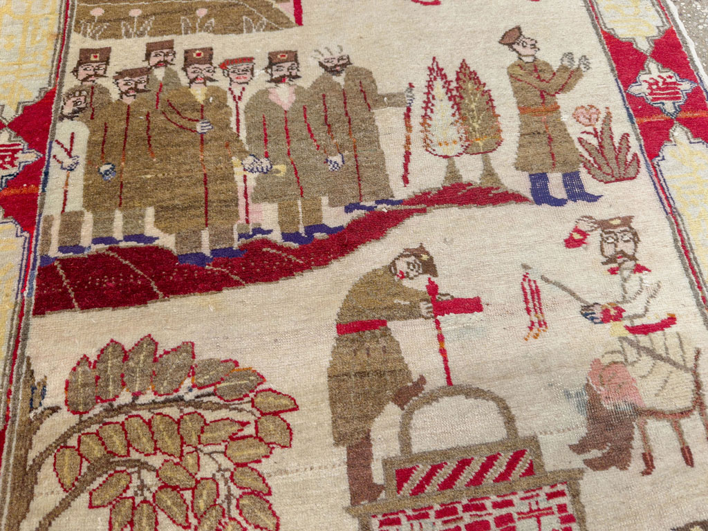 Antique Persian Tabriz Pictorial Rug, No.33733 - Galerie Shabab