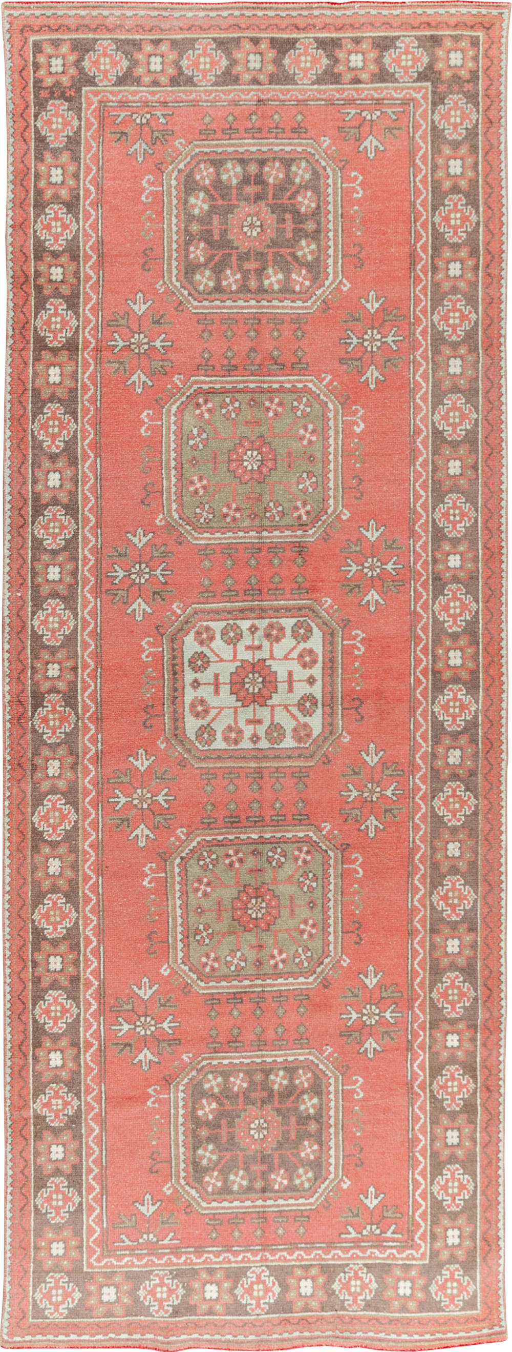 Vintage Turkish Anatolian Wide Gallery Runner, No.33735 - Galerie Shabab