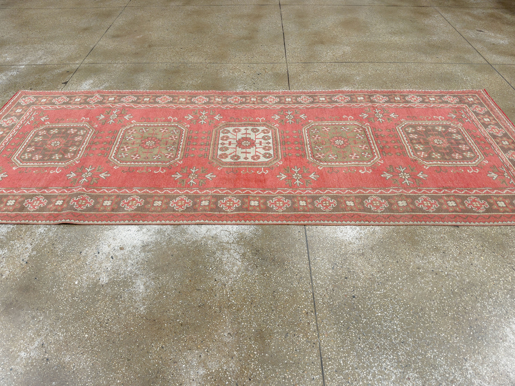 Vintage Turkish Anatolian Wide Gallery Runner, No.33735 - Galerie Shabab
