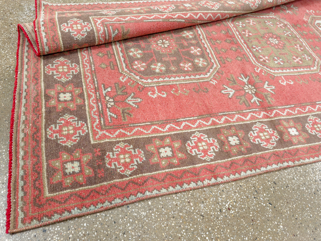 Vintage Turkish Anatolian Wide Gallery Runner, No.33735 - Galerie Shabab
