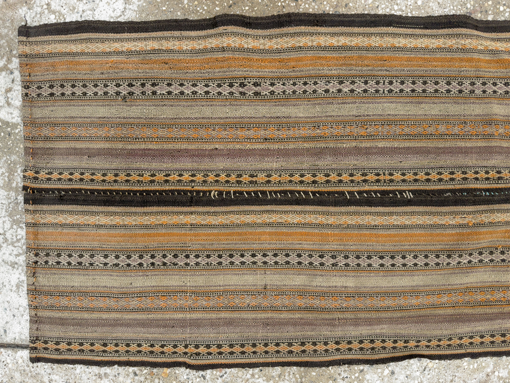 Vintage Persian Textile Small Runner, No.33741 - Galerie Shabab