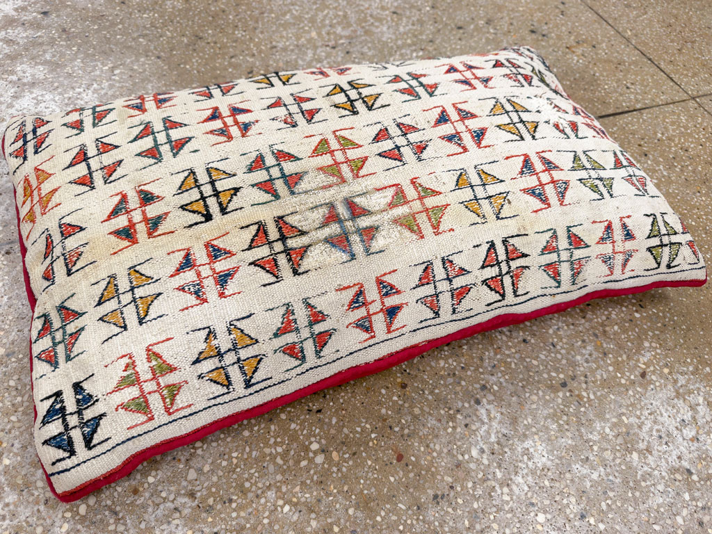 Vintage Persian Kurdish Pillow (Pair: 2 of 2), No.33744 - Galerie Shabab