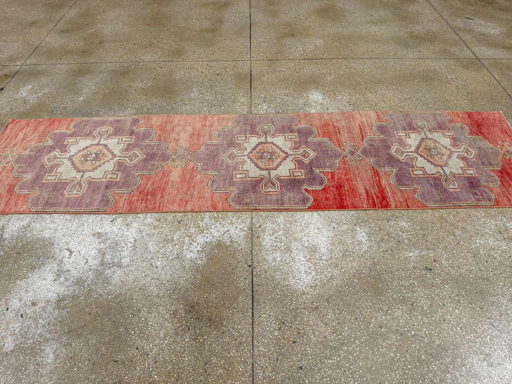 Vintage Turkish Anatolian Runner, No.33785 - Galerie Shabab