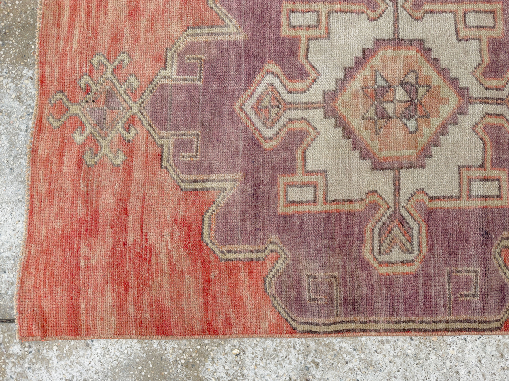 Vintage Turkish Anatolian Runner, No.33785 - Galerie Shabab