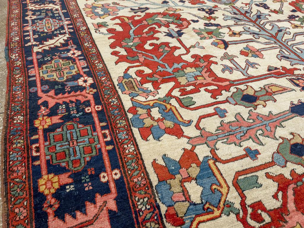 Antique Persian Heriz Room Size Carpet, No.33787 - Galerie Shabab