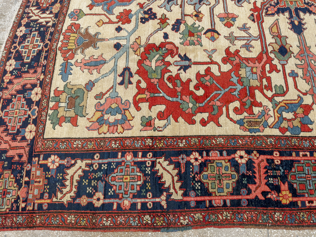 Antique Persian Heriz Room Size Carpet, No.33787 - Galerie Shabab
