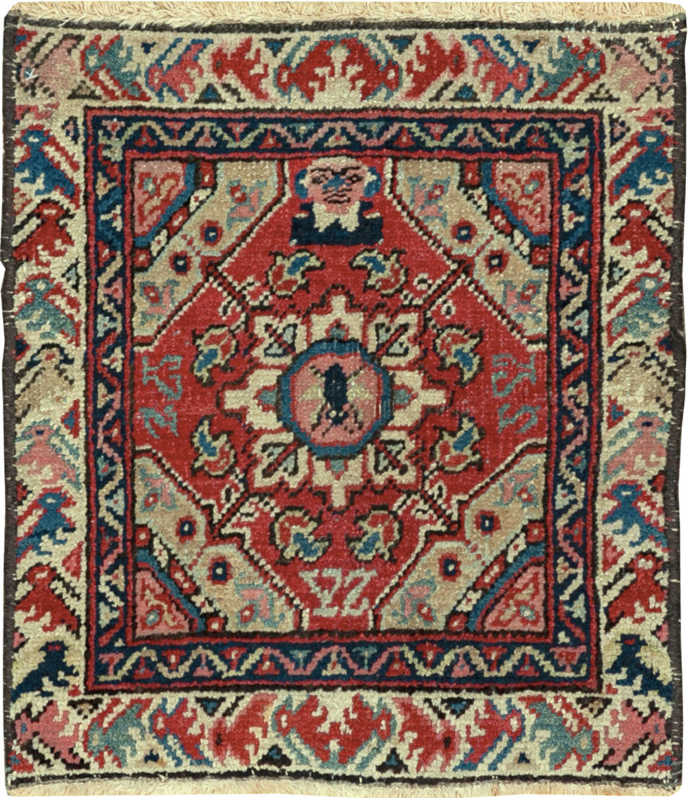 Antique Persian Pictorial Heriz Rug, No.33788 - Galerie Shabab