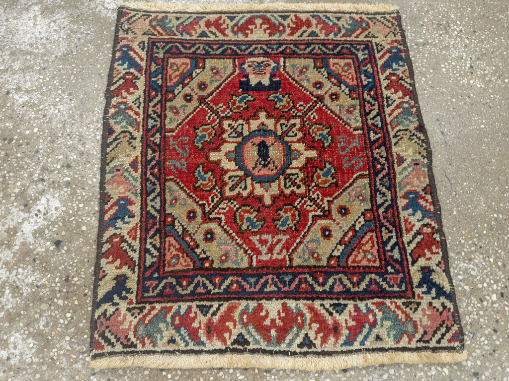 Antique Persian Pictorial Heriz Rug, No.33788 - Galerie Shabab