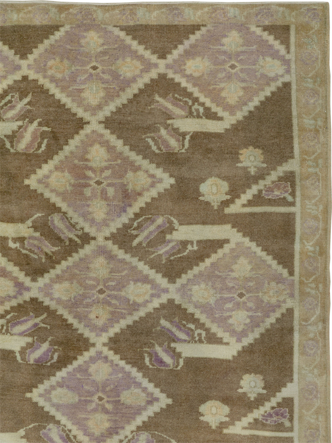 Vintage Turkish Anatolian Square Room Size Carpet, No.33796 - Galerie Shabab