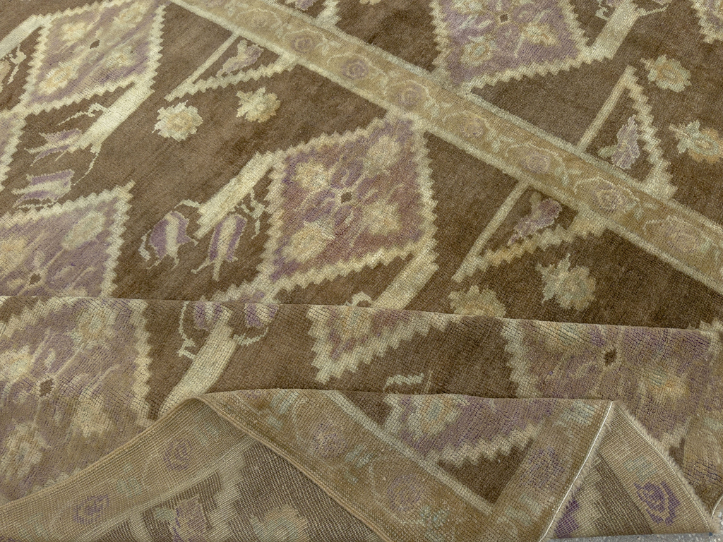 Vintage Turkish Anatolian Square Room Size Carpet, No.33796 - Galerie Shabab