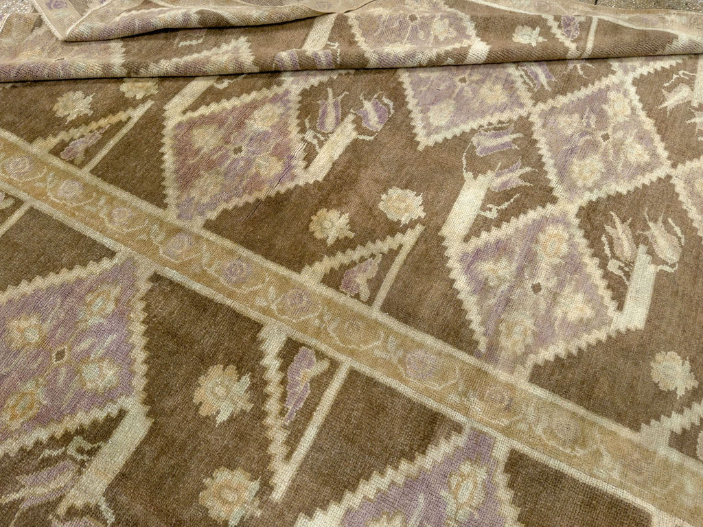 Vintage Turkish Anatolian Square Room Size Carpet, No.33796 - Galerie Shabab